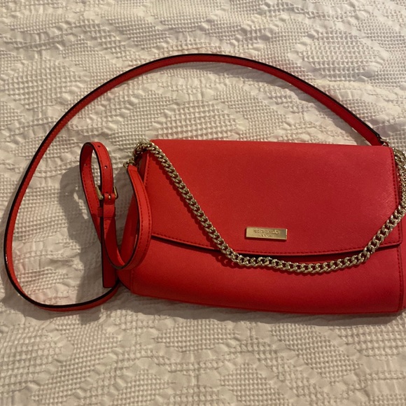 Kate spade crossbody purse in coral red color - Picture 1 of 5